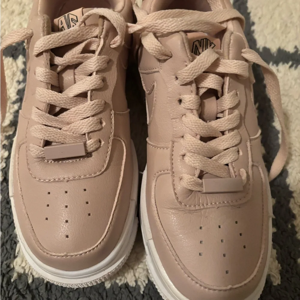 Nike Air Force 1 Pixel 🌸 - Picture 8 of 8